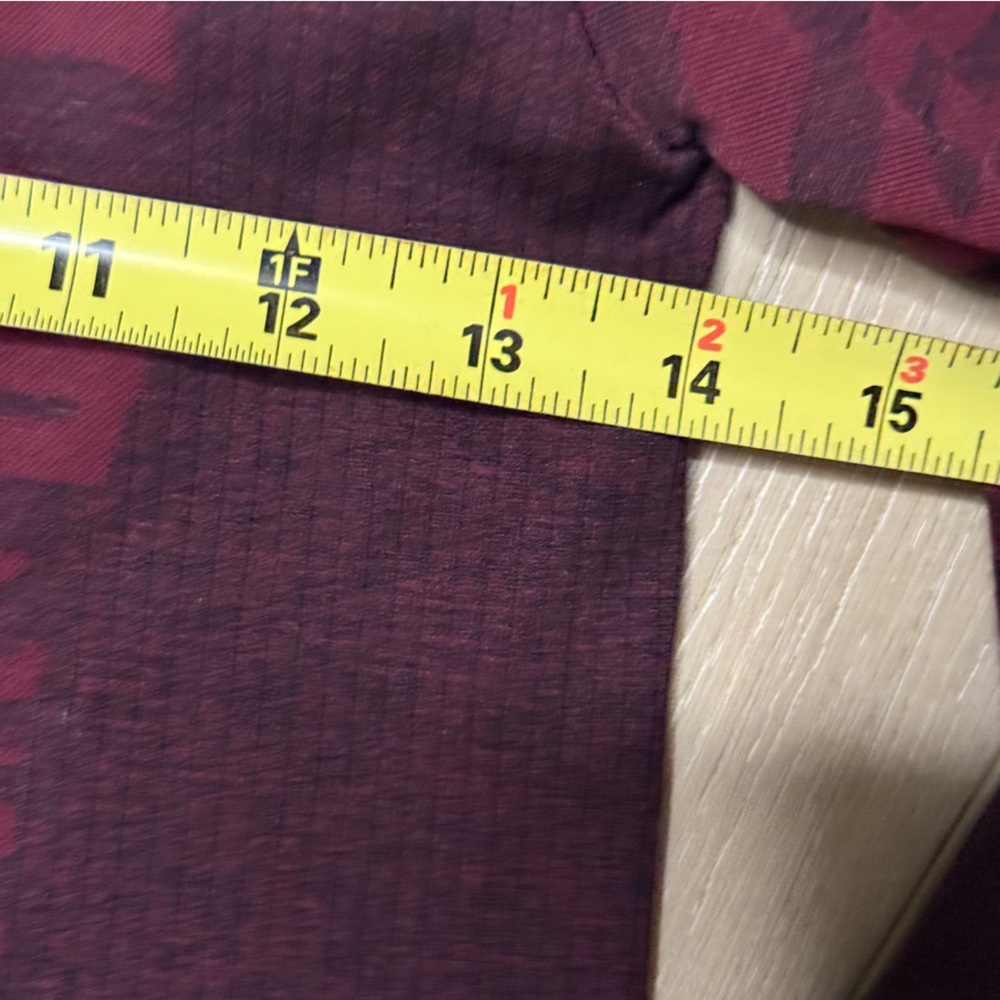 Varley NWT Base Layer Maple Ski Crew Zinfandel Zebra Stripe Long Sleeve Size S - Picture 6 of 7